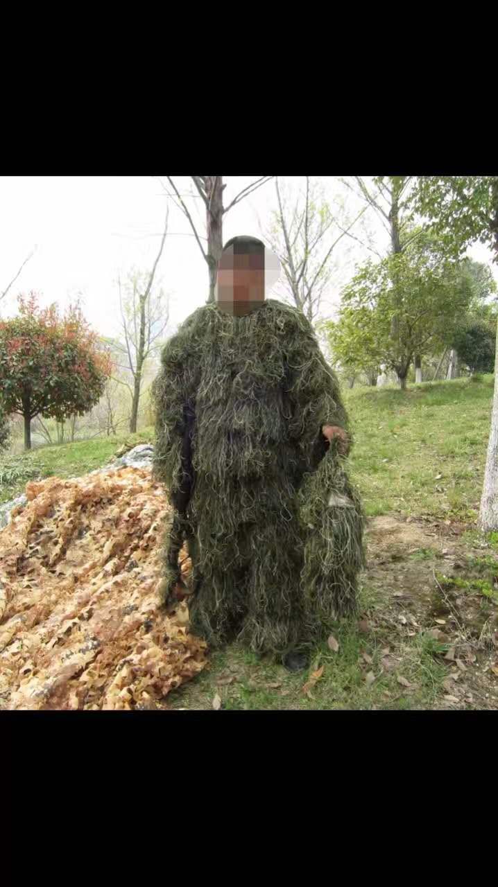 Uniforme Mimetica da Foresta,  - Outdoor Hunting Movies recensione e prezzo