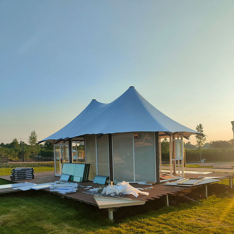 Struttura in acciaio di lusso  - Outdoor Hunting House recensione e prezzo